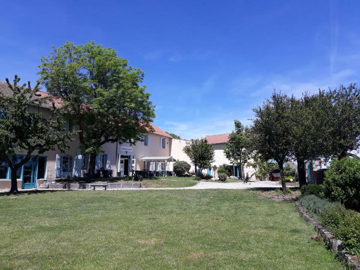 Maison De La Monne Olloix Exterior photo