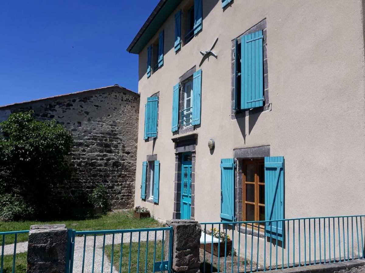 Maison De La Monne Olloix Exterior photo